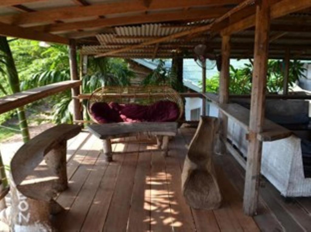 Kepmandou Lounge-Bar Bed & Breakfast Exterior foto
