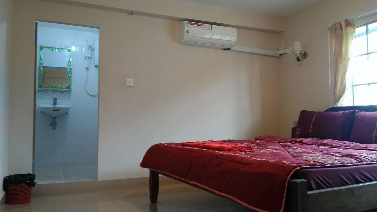 Kepmandou Lounge-Bar Bed & Breakfast Exterior foto